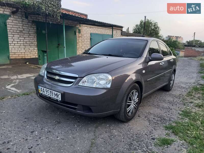 2012 chevrolet lacetti