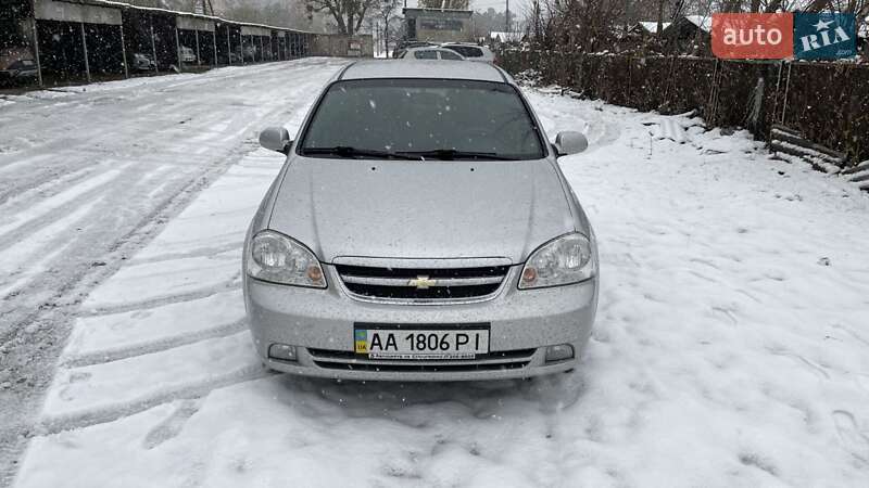 2012 chevrolet lacetti