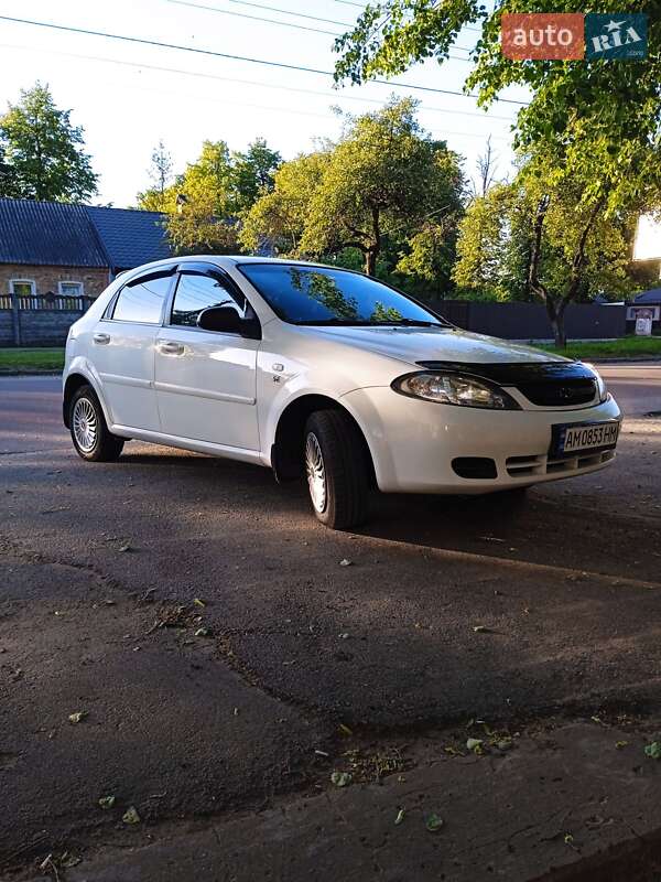 2010 chevrolet lacetti