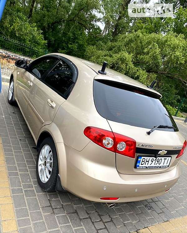 2010 chevrolet lacetti