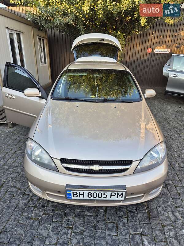 2011 chevrolet lacetti