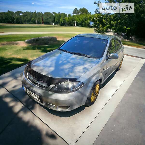 2012 chevrolet lacetti