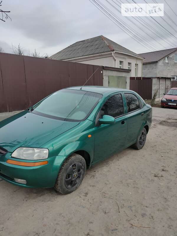 2004 chevrolet aveo
