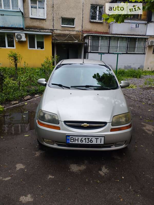 2004 chevrolet aveo