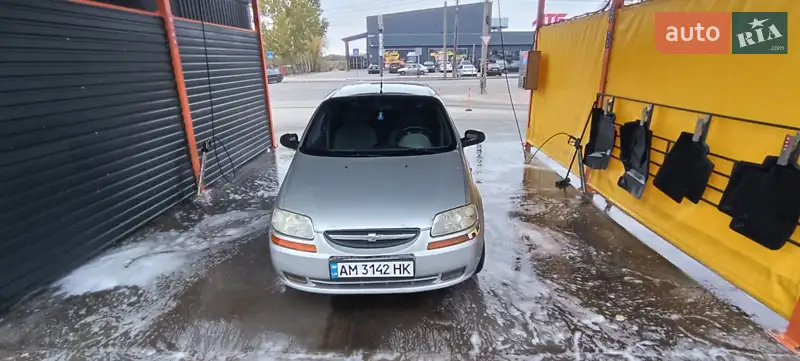 2004 chevrolet aveo