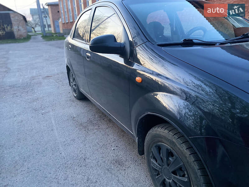 2005 chevrolet aveo