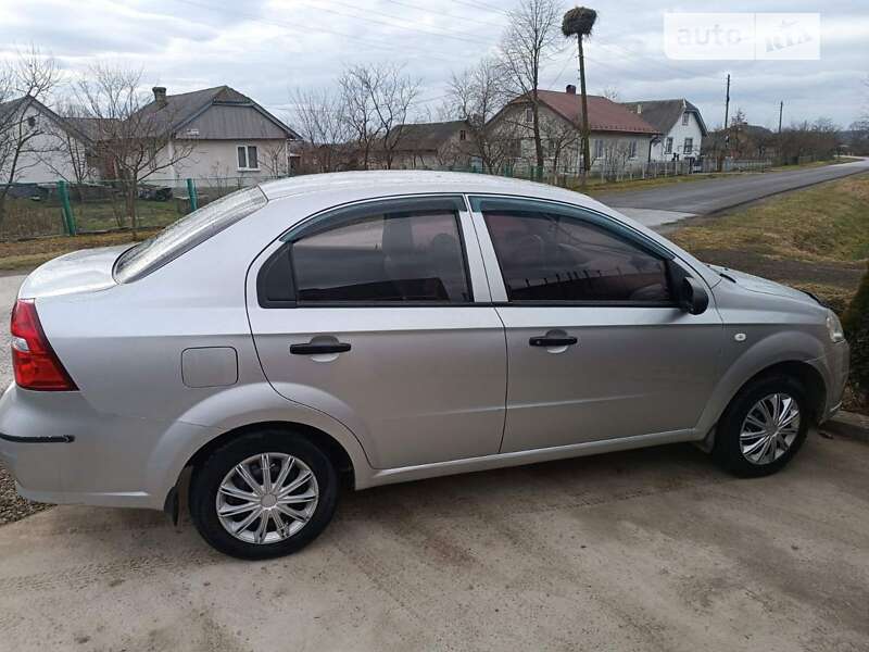 2011 chevrolet aveo