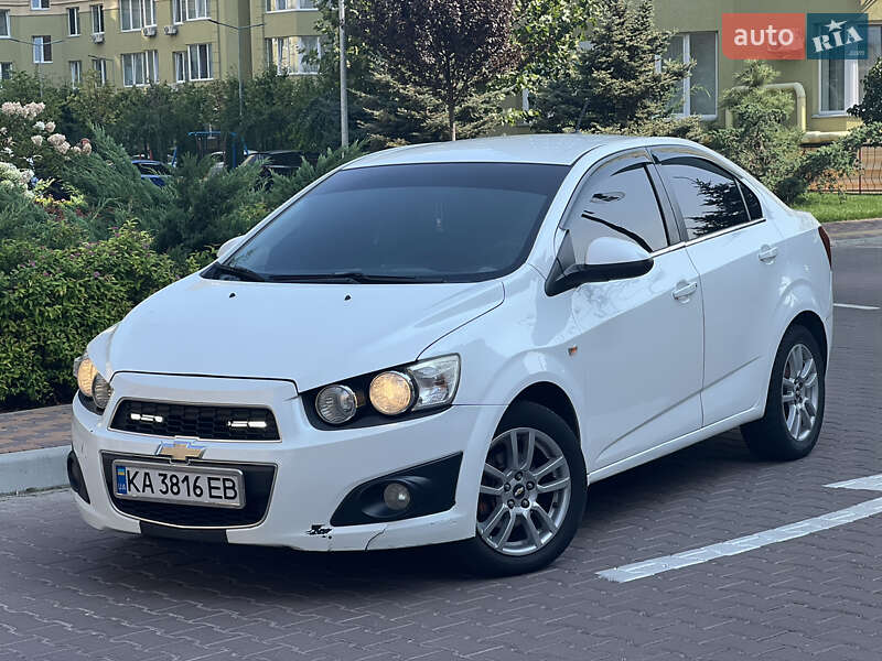 2013 chevrolet aveo