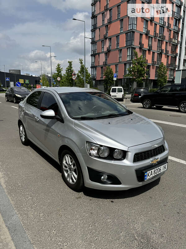 2012 chevrolet aveo