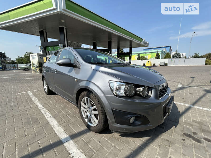 2013 chevrolet aveo