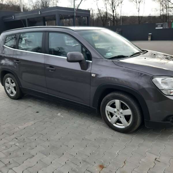 2011 chevrolet orlando