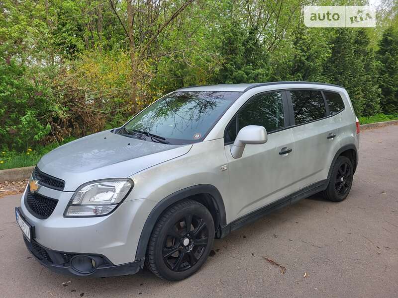 2011 chevrolet orlando