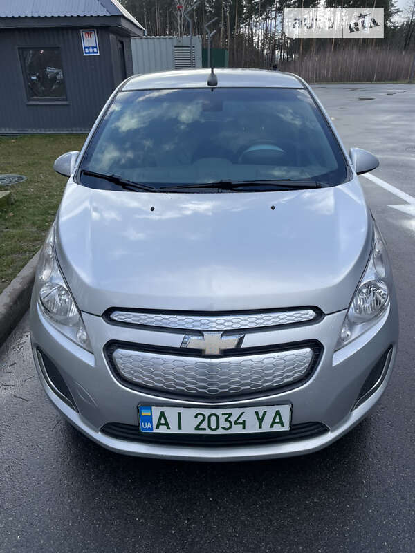 2013 chevrolet spark ev