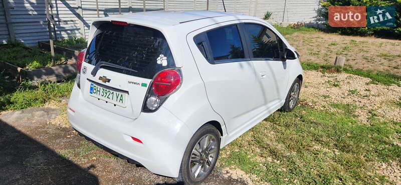 2016 chevrolet spark