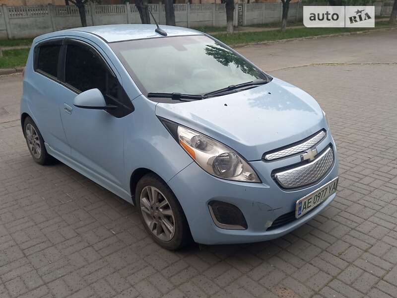 2013 chevrolet spark ev