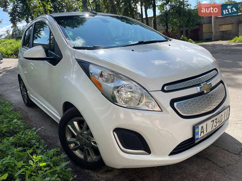 2013 chevrolet spark ev