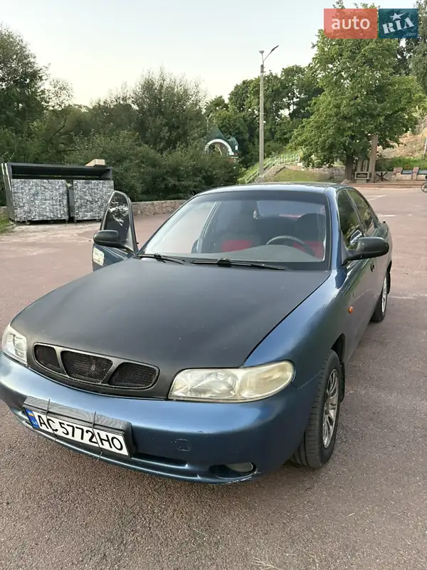 1998 daewoo nubira
