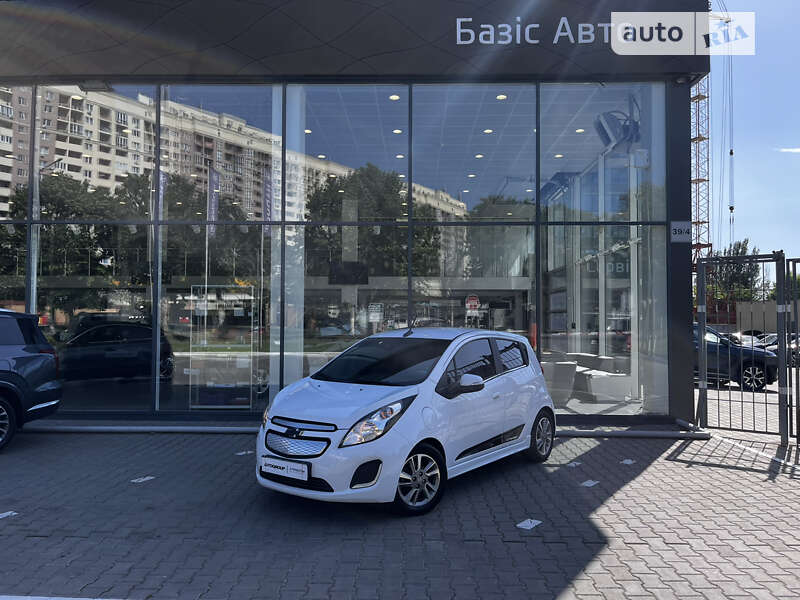 2013 chevrolet spark ev