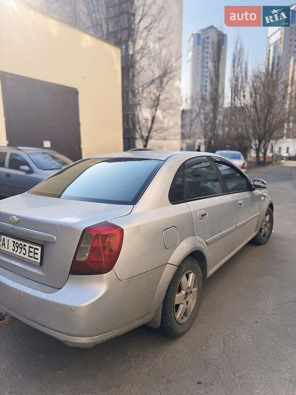 2004 chevrolet nubira