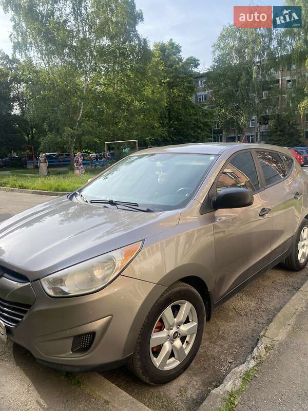 2011 hyundai tucson