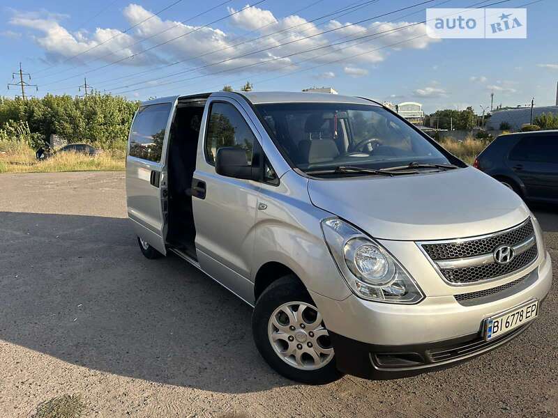 2008 hyundai h-1