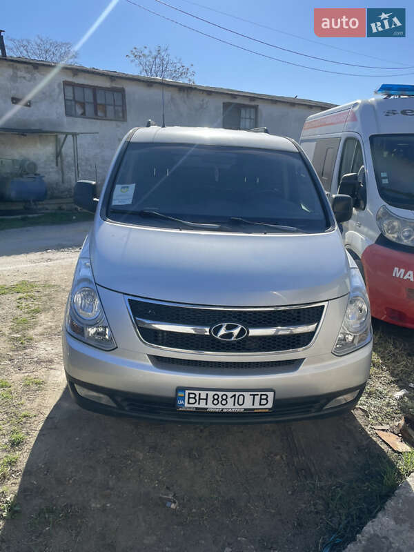2008 hyundai h1d