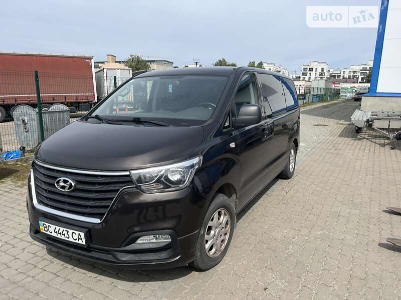 2018 hyundai h-1