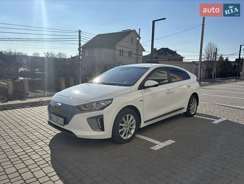 2016 hyundai ioniq