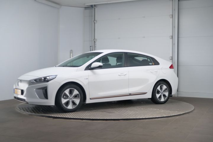 2017 hyundai ioniq