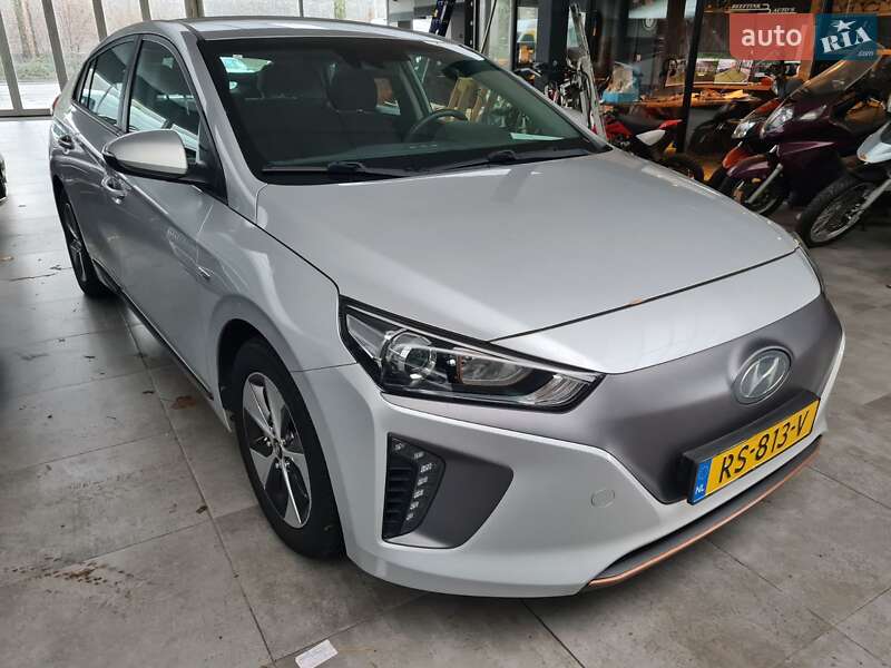 2018 hyundai ioniq