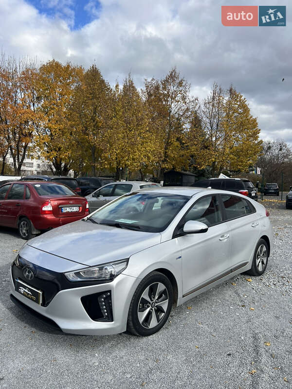 2018 hyundai ioniq