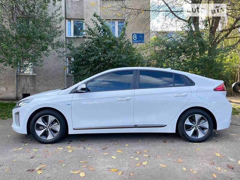 2018 hyundai ioniq