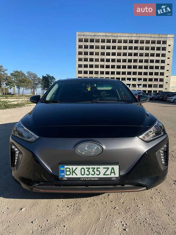 2019 hyundai ioniq