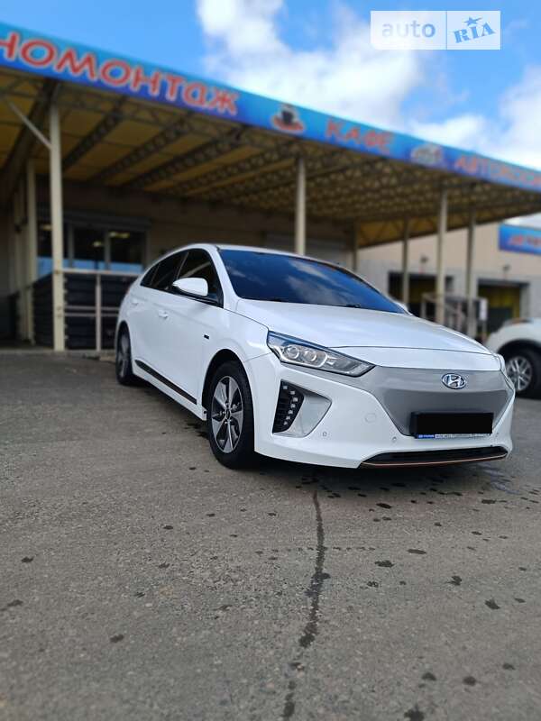 2019 hyundai ioniq