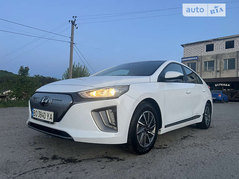 2021 hyundai ioniq