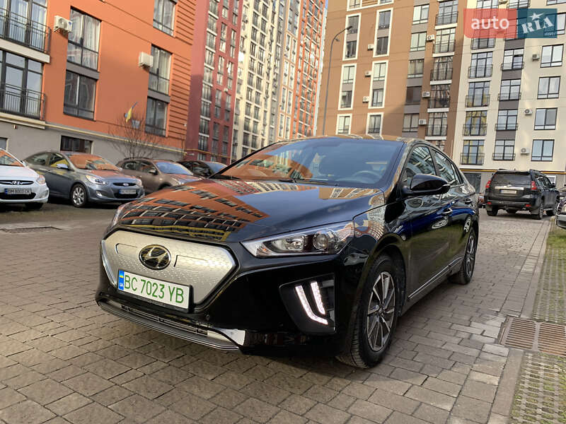 2021 hyundai ioniq