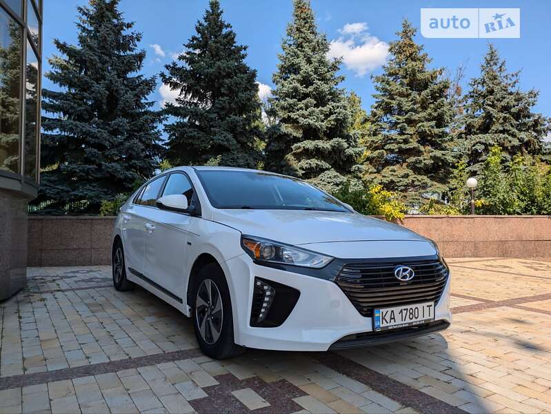 2017 hyundai ioniq