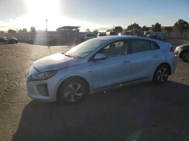 2016 hyundai ioniq sel