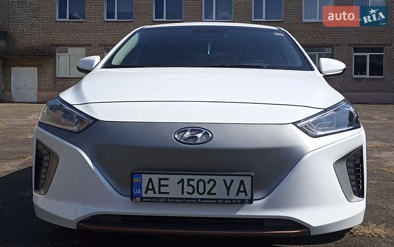 2016 hyundai ioniq