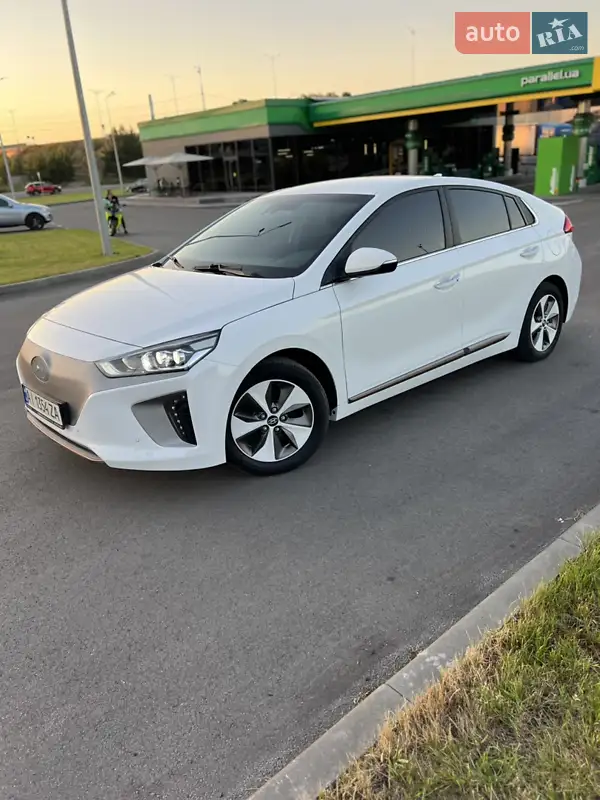 2016 hyundai ioniq