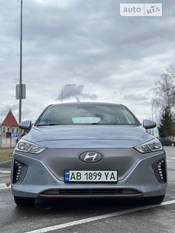 2016 hyundai ioniq