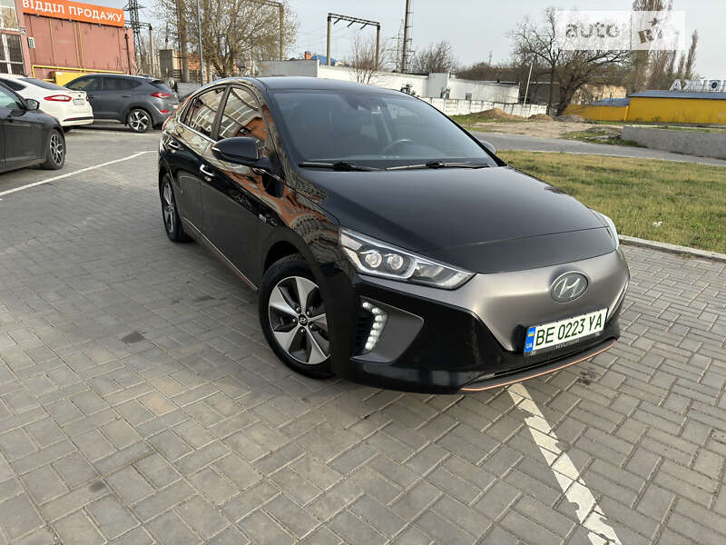2016 hyundai ioniq