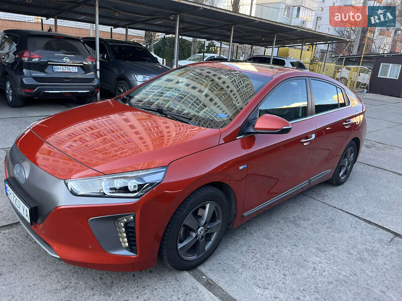 2016 hyundai ioniq