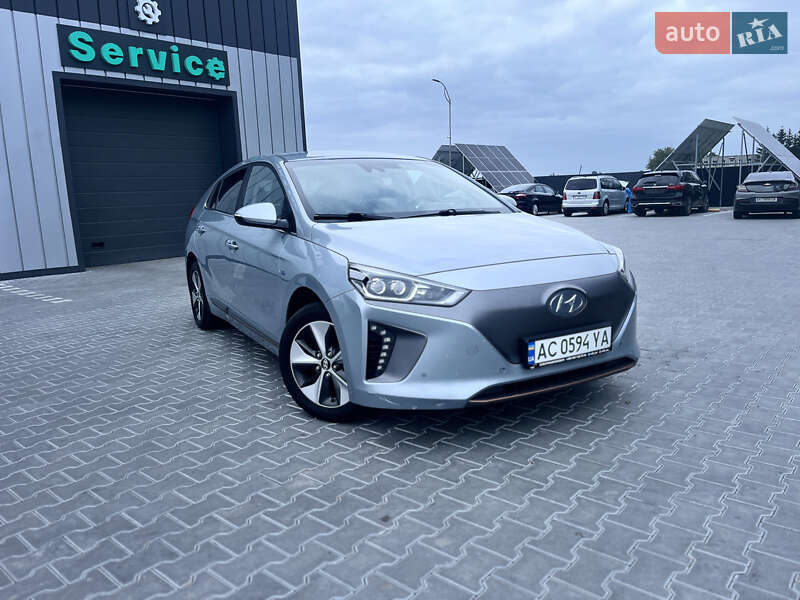 2016 hyundai ioniq