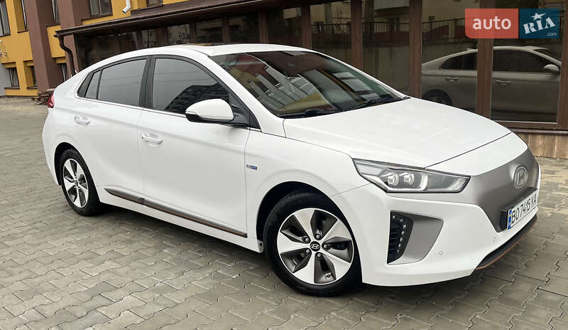 2016 hyundai ioniq