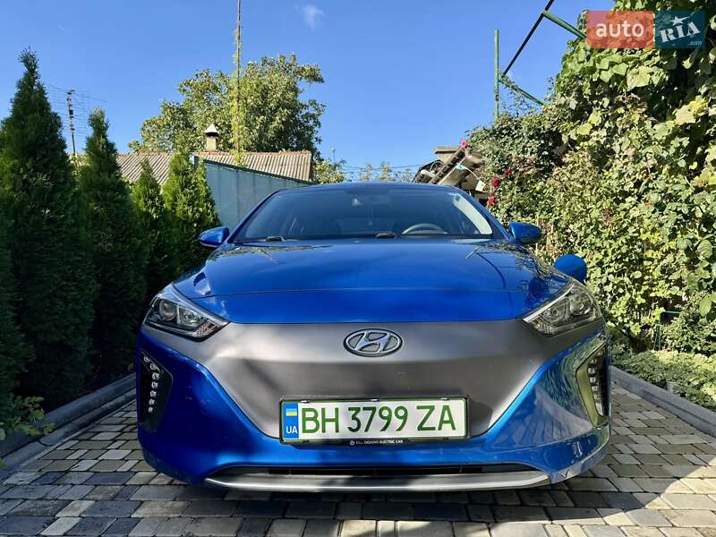 2017 hyundai ioniq