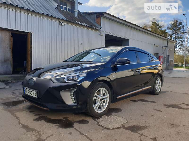 2017 hyundai ioniq