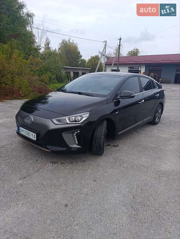 2017 hyundai ioniq