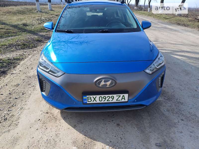 2017 hyundai ioniq