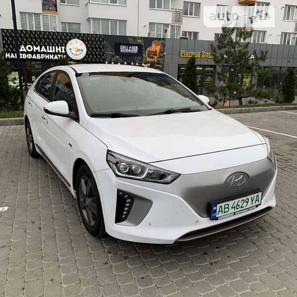 2017 hyundai ioniq